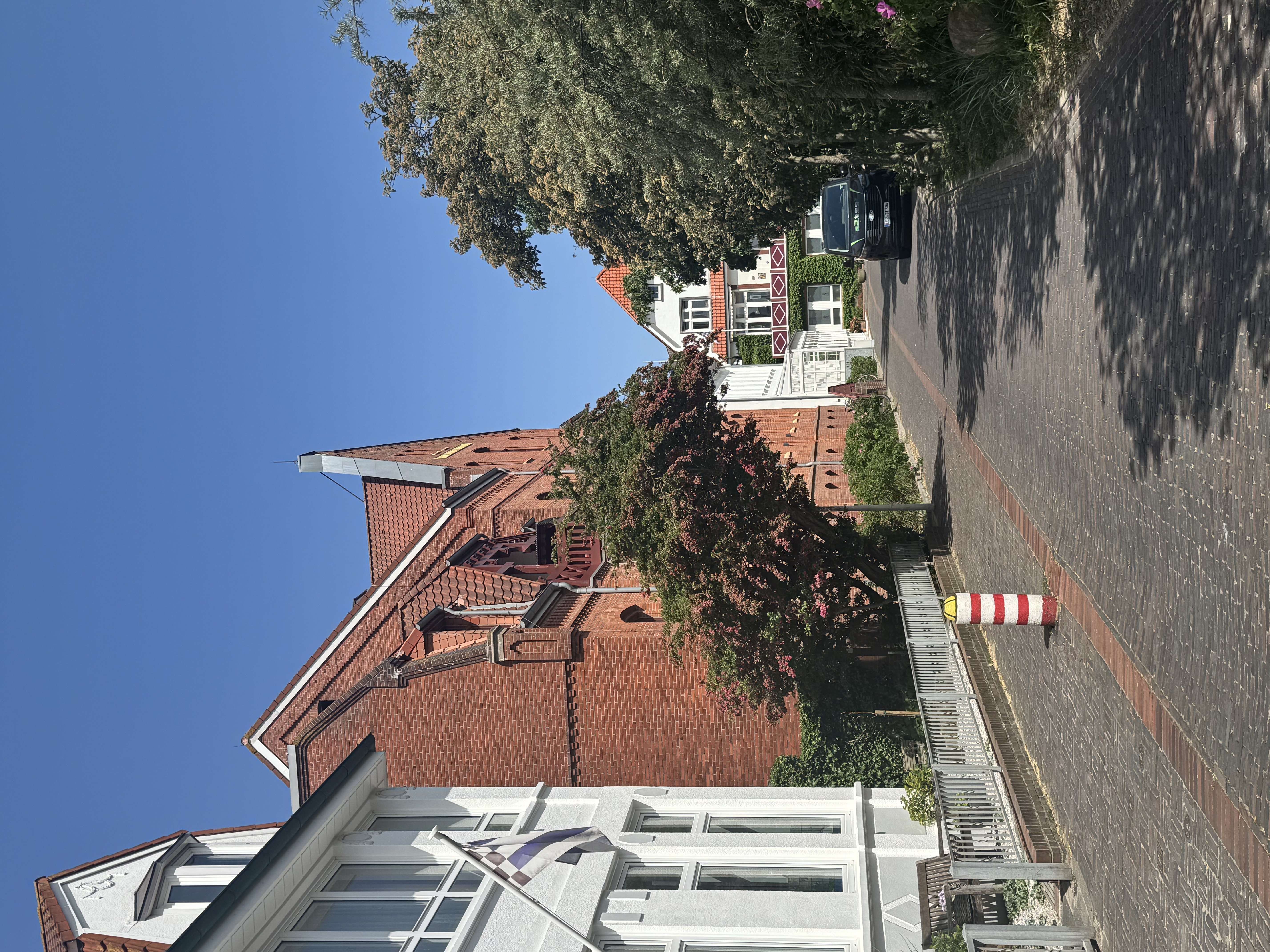 Georgstraße Norderney – der historische Altbau der Marienresidenz im Herzen der Insel